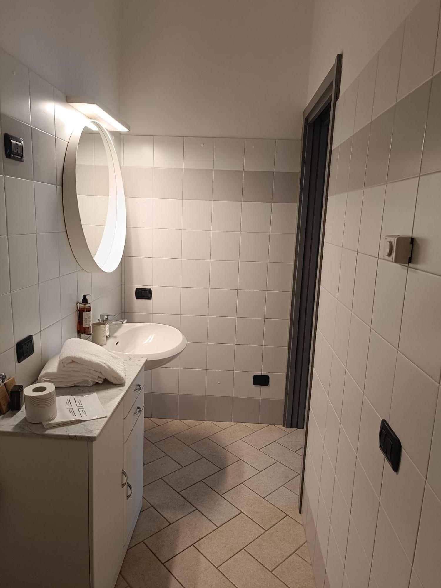 Residence Borromeo Cesano Maderno Ngoại thất bức ảnh